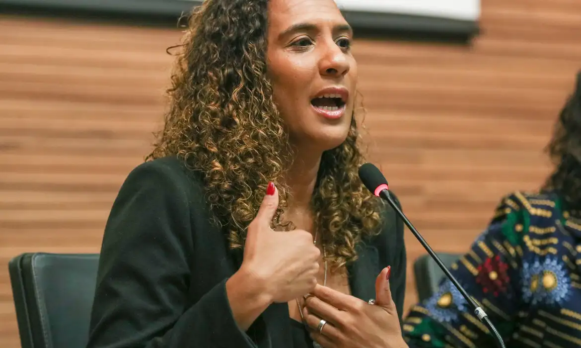 A ministra Anielle Franco defendeu que a marcha, que será realizada nesta terça-feira (25), tornou-se um sinônimo de luta da coletividade para as mulheres negras de todo o país