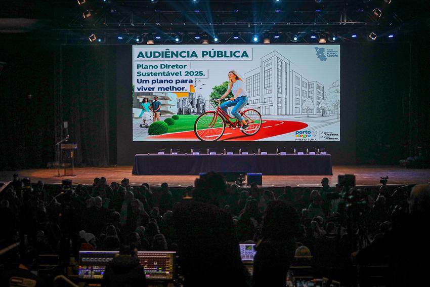 Audiência pública de apresentação da proposta do Plano Diretor Urbano Sustentável (Pdus) e da Lei de Ocupação do Solo (Luos) realizada em agosto em Porto Alegre
