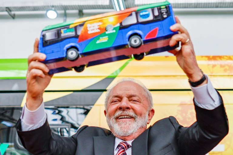 ‘Tarifa zero entrou na agenda do governo federal’, anuncia deputado, autor de livro sobre tema
