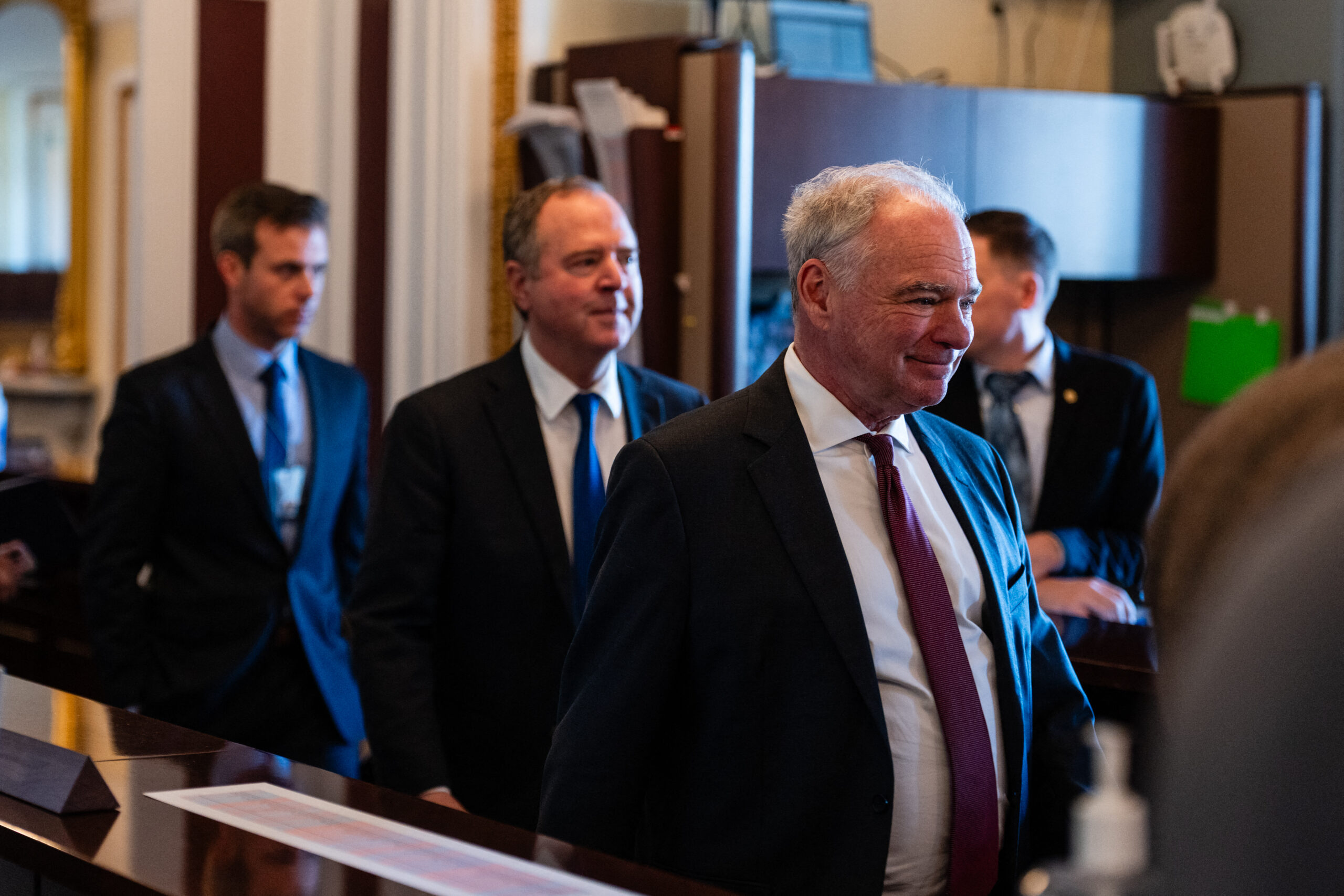 O senador Tim Kayne é um dos parlamentares americanos que defende o uso da Resolução de Poderes de Guerra em caso de ataque