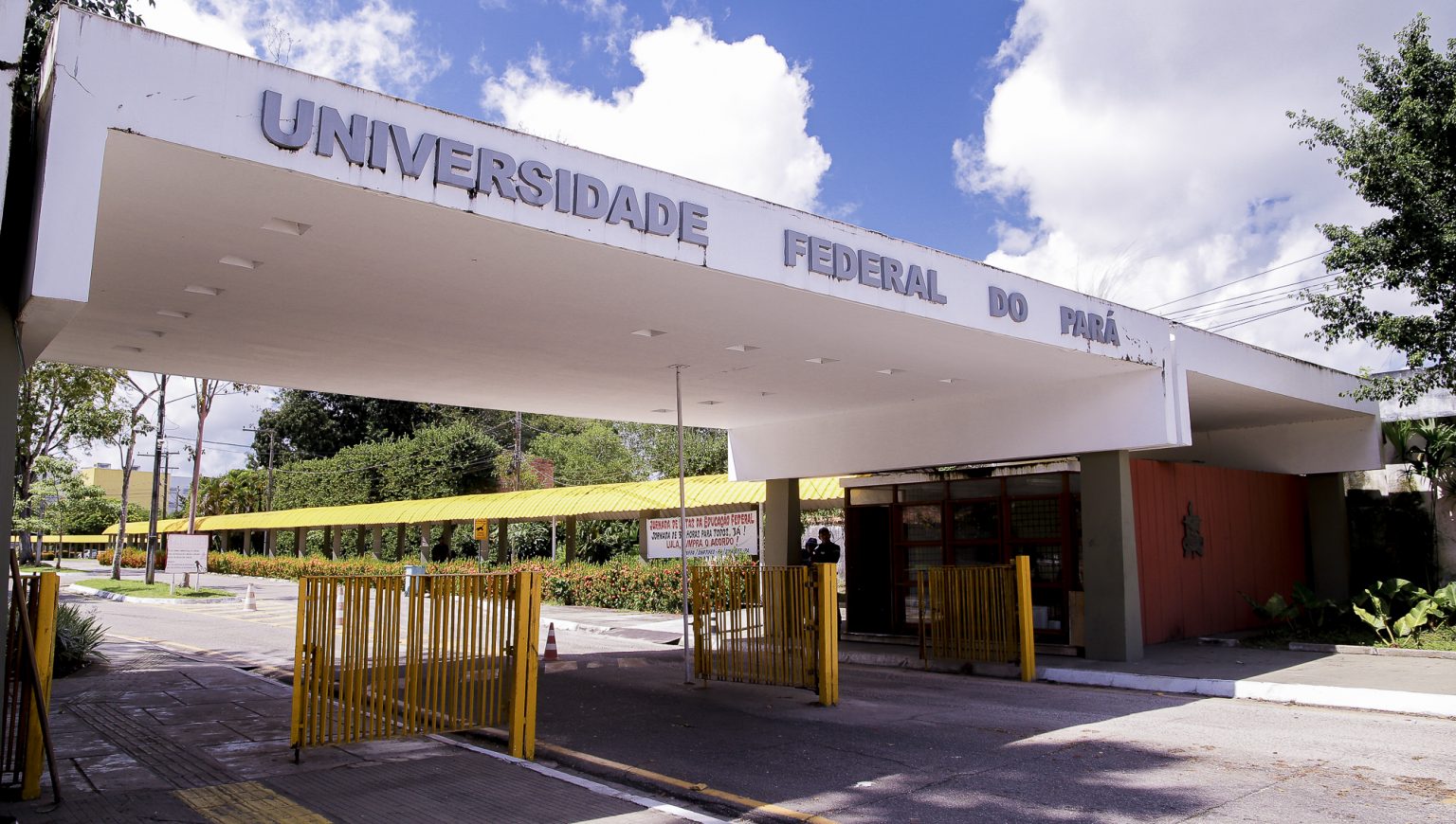 Fachada da UFPA
