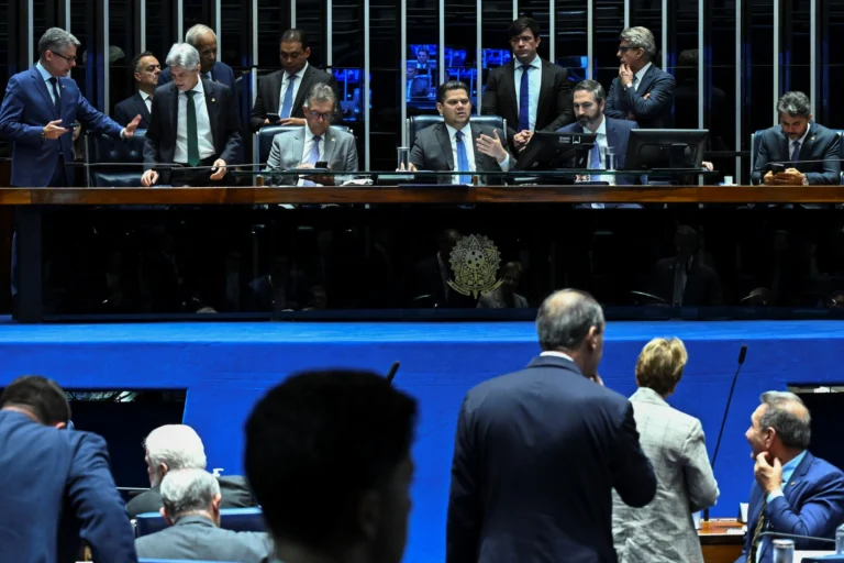 ‘Anistia light’ e marco temporal são ‘afrontas gravíssimas’ a direitos humanos, diz economista