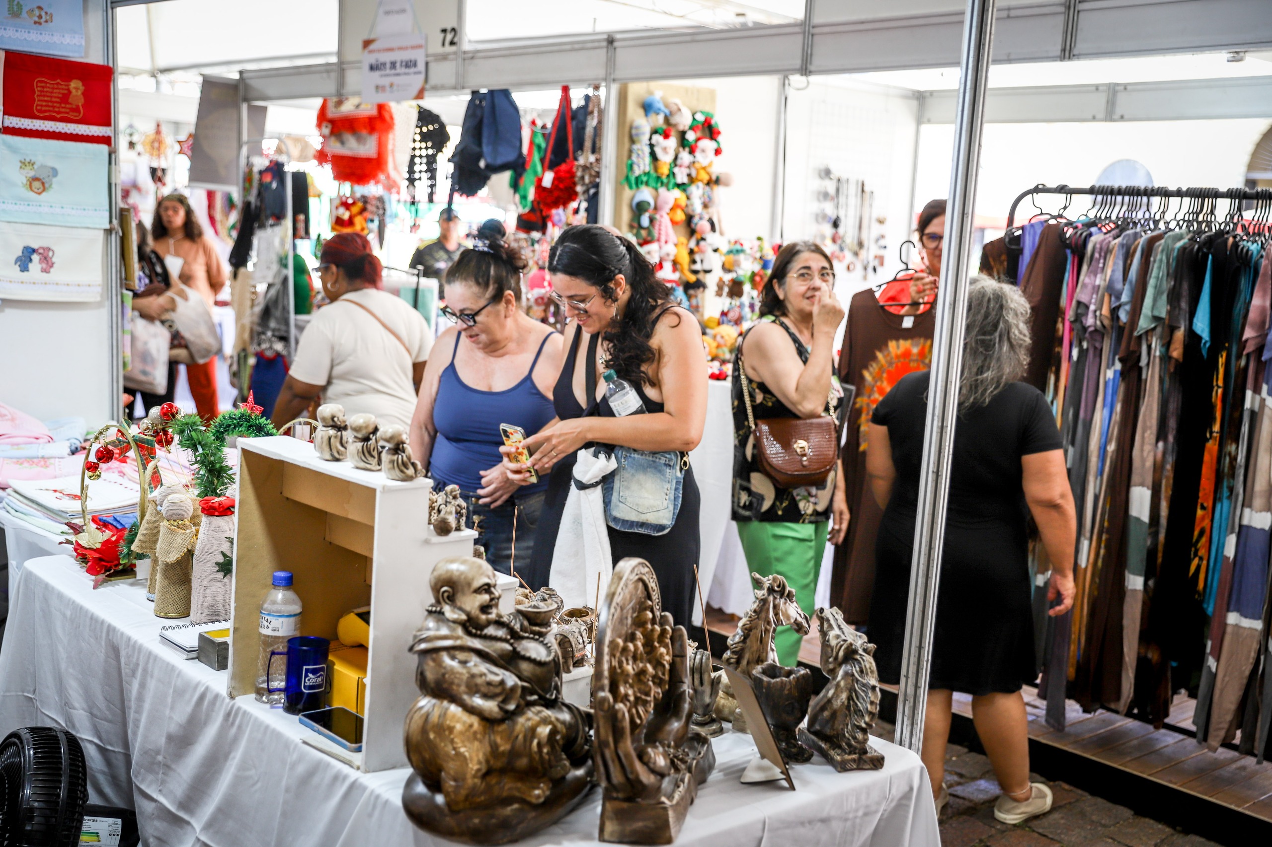Feira reúne mais de 180 expositores e mais de 300 empreendimentos de diferentes regiões