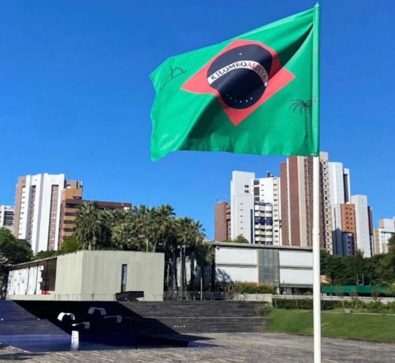 Artista denuncia censura no Ceará: 'Estado defende símbolos nacionais, não corpos e territórios