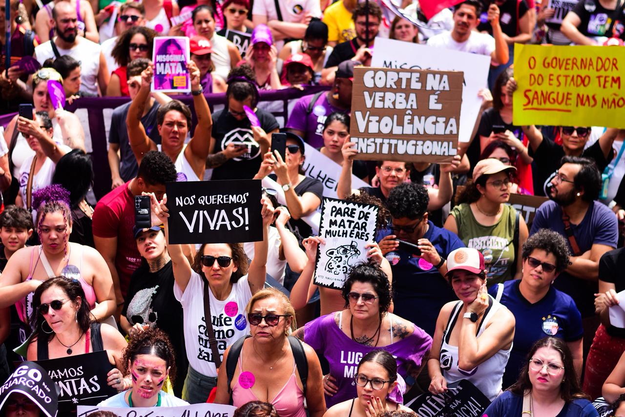 Manifestação Mulheres Vivas, na avenida Paulista, em São Paulo (SP), neste domingo (7)