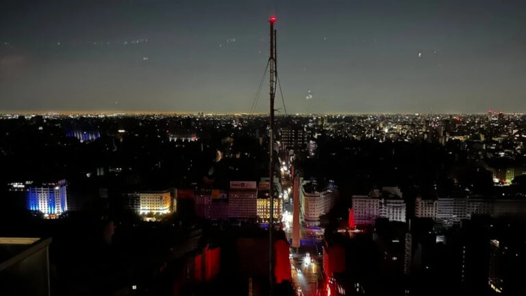 Calor aumenta demanda por energia e causa apagão que deixa 45 mil no escuro em Buenos Aires