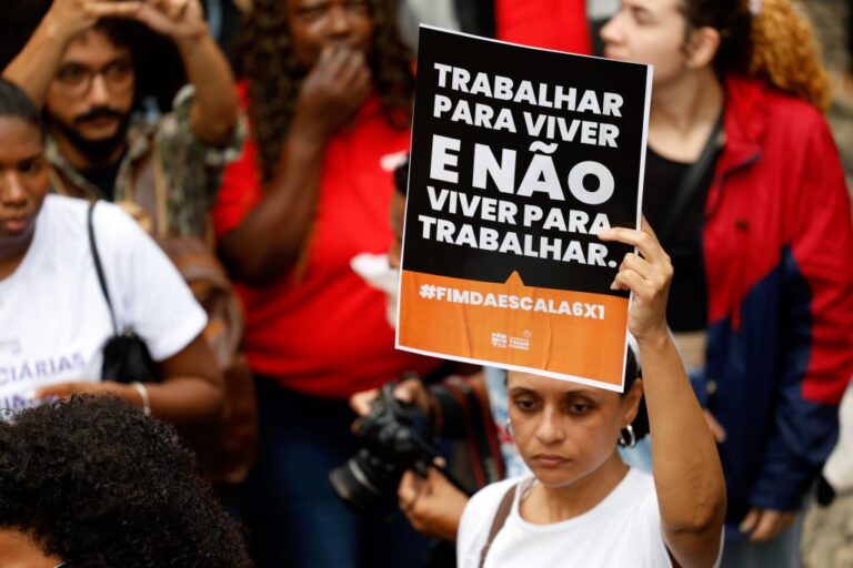 Trabalhadores querem direitos, jornada menor e veem sindicatos como essenciais, aponta Dieese
