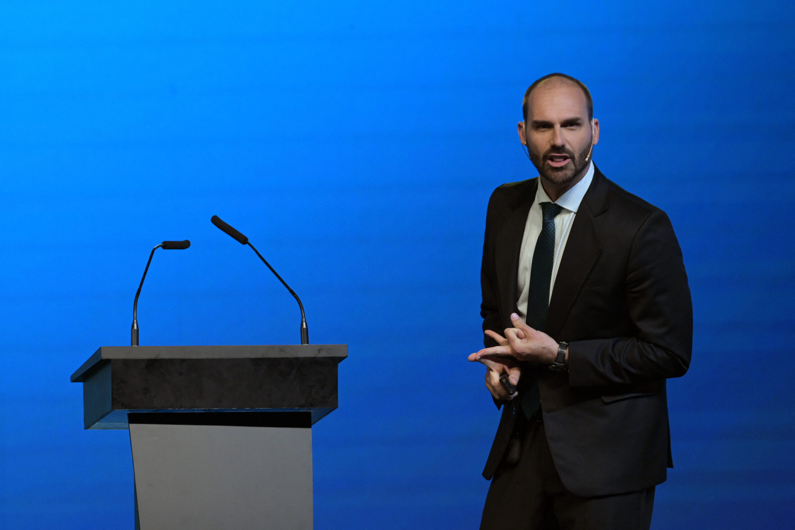 Eduardo Bolsonaro está nos Estados Unidos desde março de 2025 e pode ter mandato cassado por faltas no Congresso