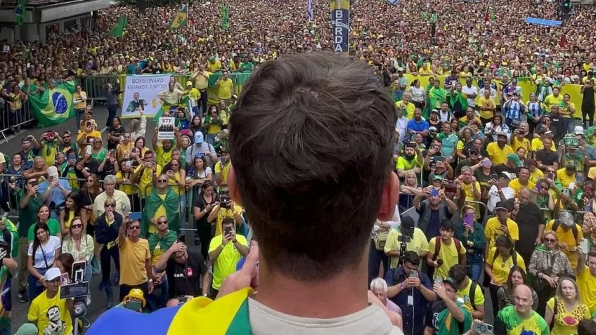 Deputado Nikolas Ferreira (PL-MG) em ato bolsonarista