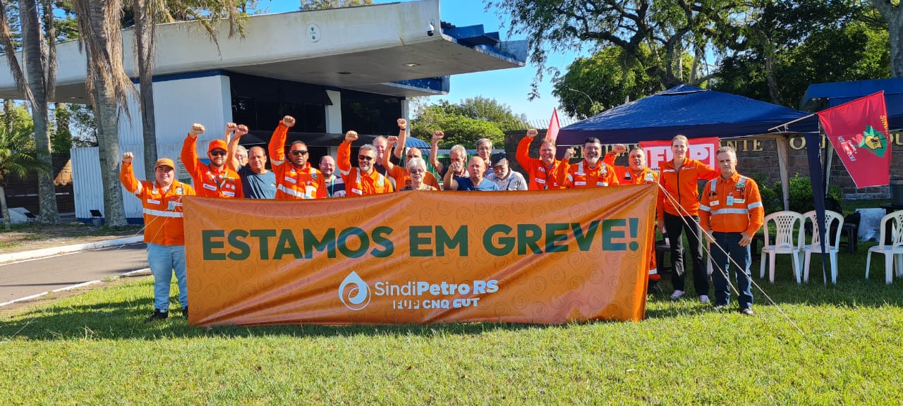 Petroleiros no Terminal de Osório