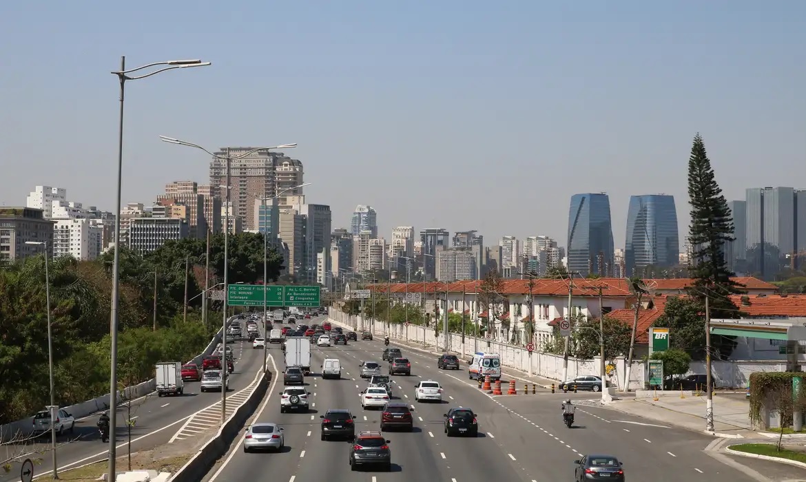 trânsito em SP