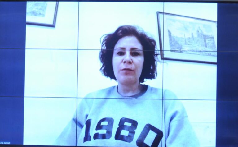 Zambelli aparece em ata de reunião sobre emendas e expõe fragilidade no controle de orçamento