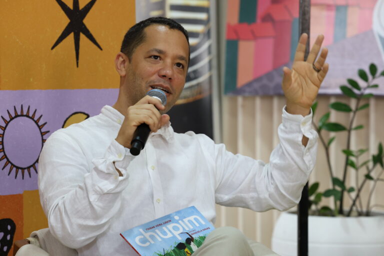 'A violência não vai nos levar a lugar nenhum', diz Itamar Vieira sobre ações policiais letais