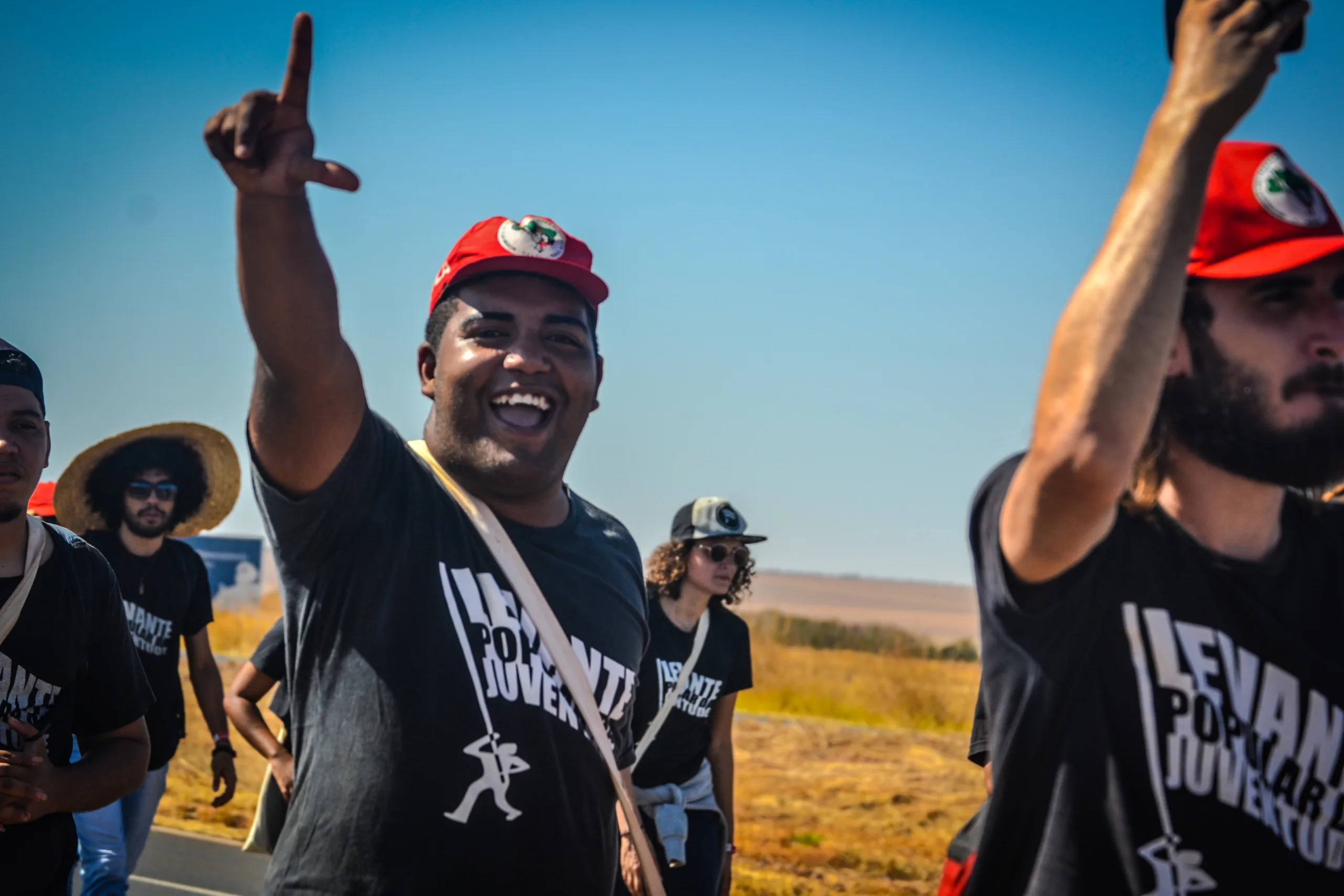 O Levante surgiu em 2006, no Rio Grande do Sul, com a proposta de organizar a juventude onde quer que ela esteja