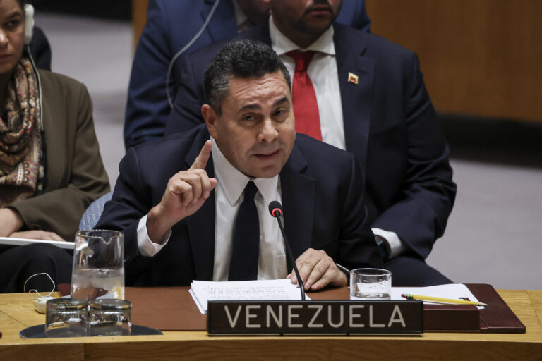 No Conselho de Segurança da ONU, Venezuela denuncia EUA: ‘Querem nosso petróleo'