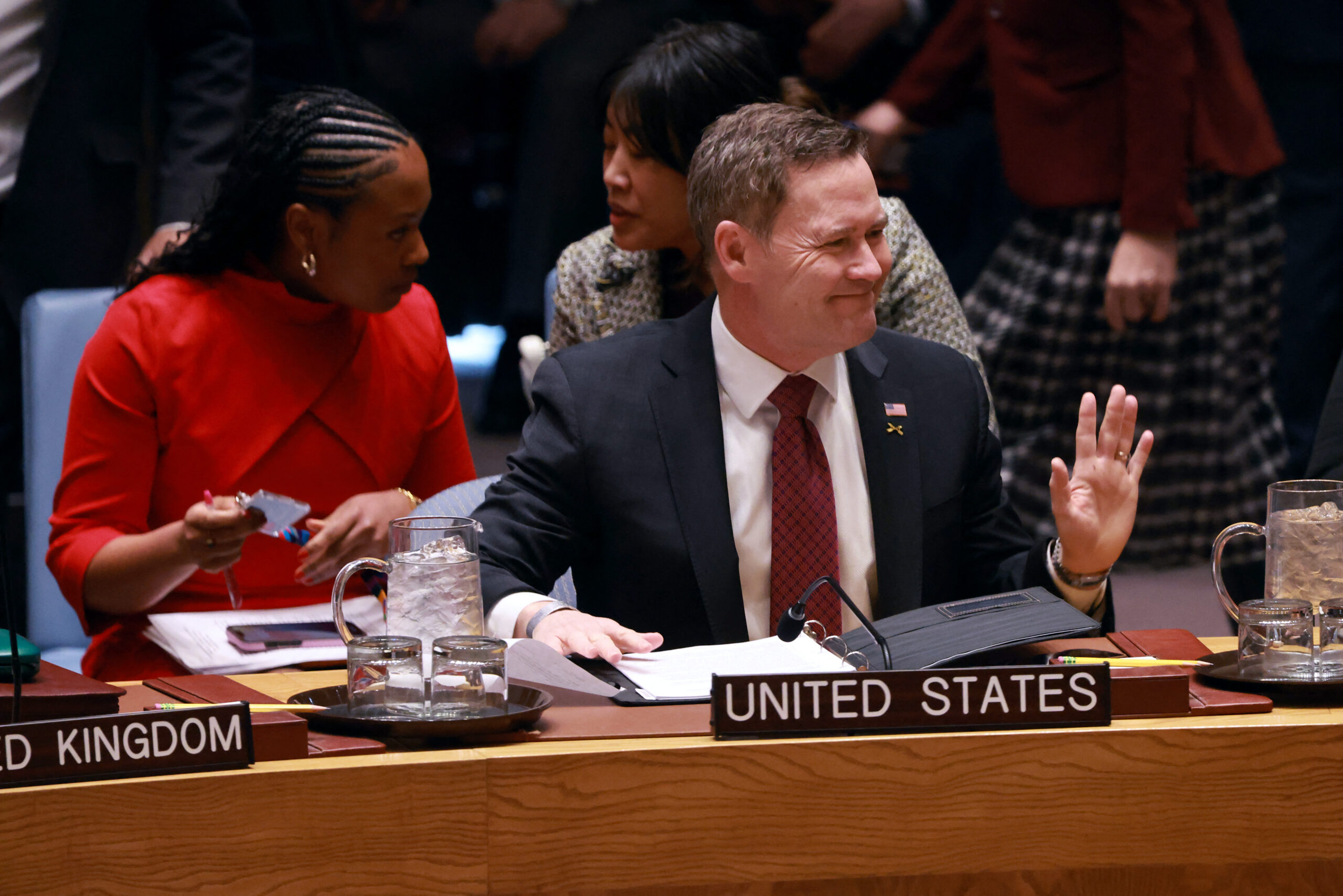 O embaixador estadunidense Mike Waltz, durante reunião do Conselho de Segurança da ONU nesta segunda-feira (5).