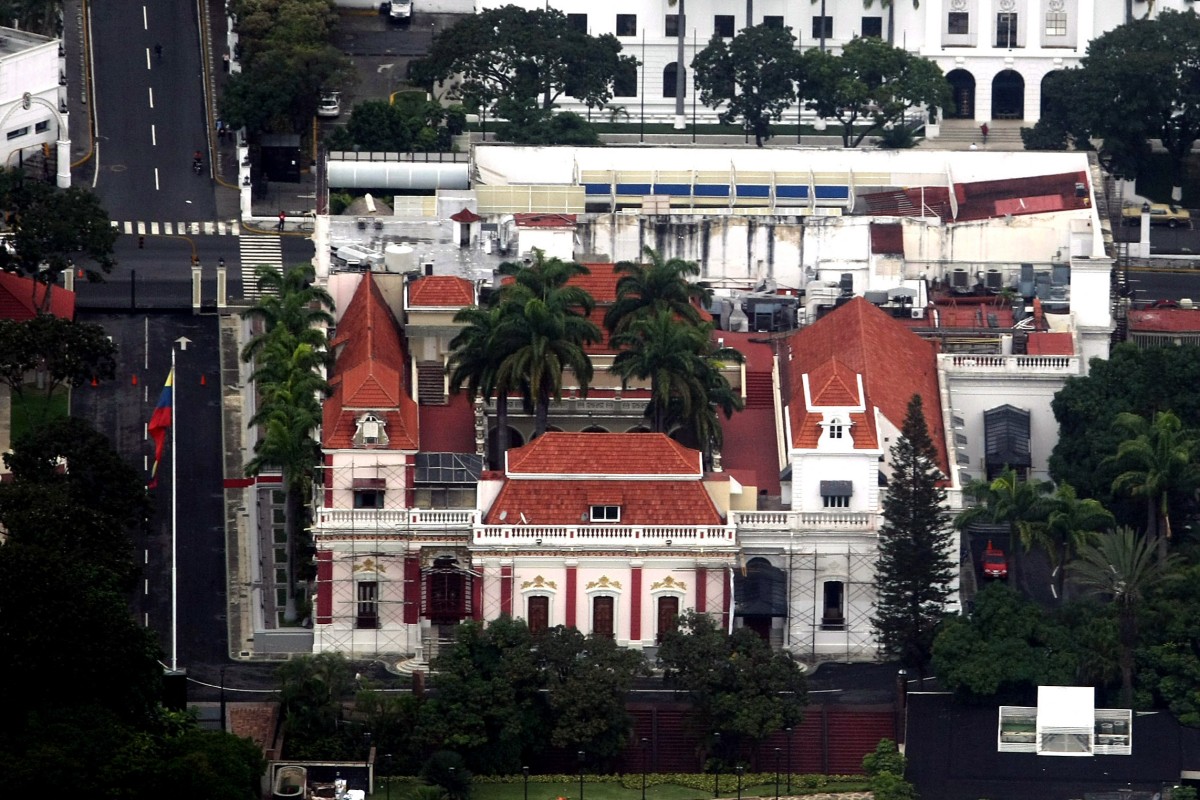 Vista aérea do Palácio Presidencial de Miraflores, em Caracas