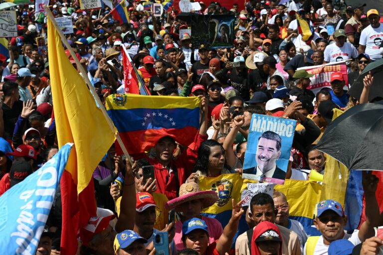 'A cultura popular é a verdadeira heroína do país', diz artista venezuelano