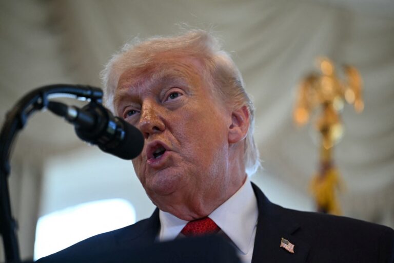 Trump anuncia tarifa de 10% sobre produtos de países contrários à anexação da Groenlândia