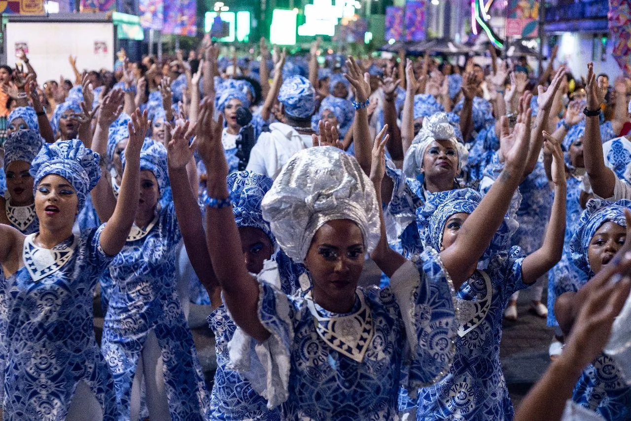 O Afoxé Omô Nilê Ogunjá, Patrimônio do Recife, faz parte da programação