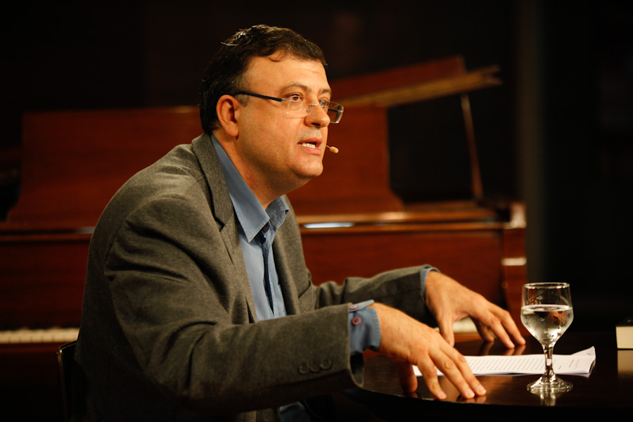 Christian Dunker: 'consumimos lixo industrial narrativo há pelo menos 15 anos'