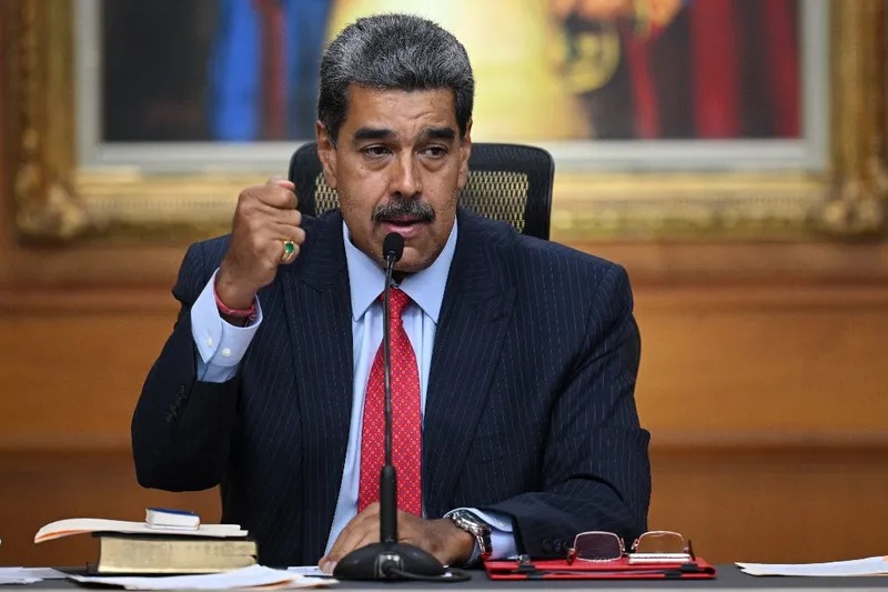 Venezuela: houve racha ou traição no chavismo? Qual é o formato da defesa venezuelana?