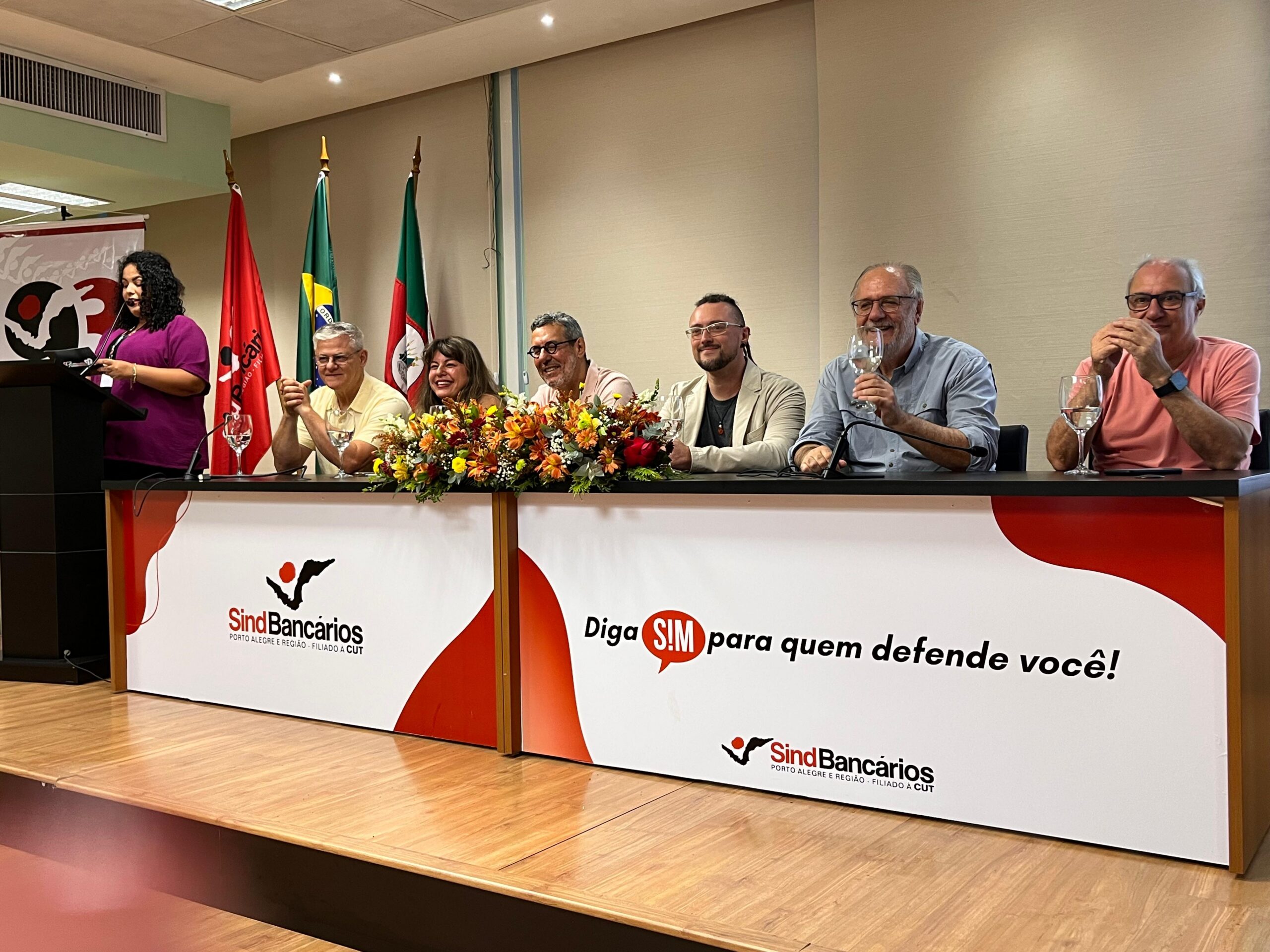 O evento, realizado no Auditório Olívio Dutra, reuniu trabalhadores, lideranças sindicais e parlamentares para reafirmar o papel da entidade na defesa da classe trabalhadora