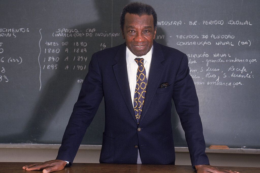 Milton Santos, geógrafo e professor da USP.