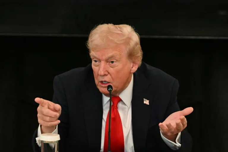 Trump tem agido de forma ilegal e terá 'desafios de governabilidade', prevê especialista