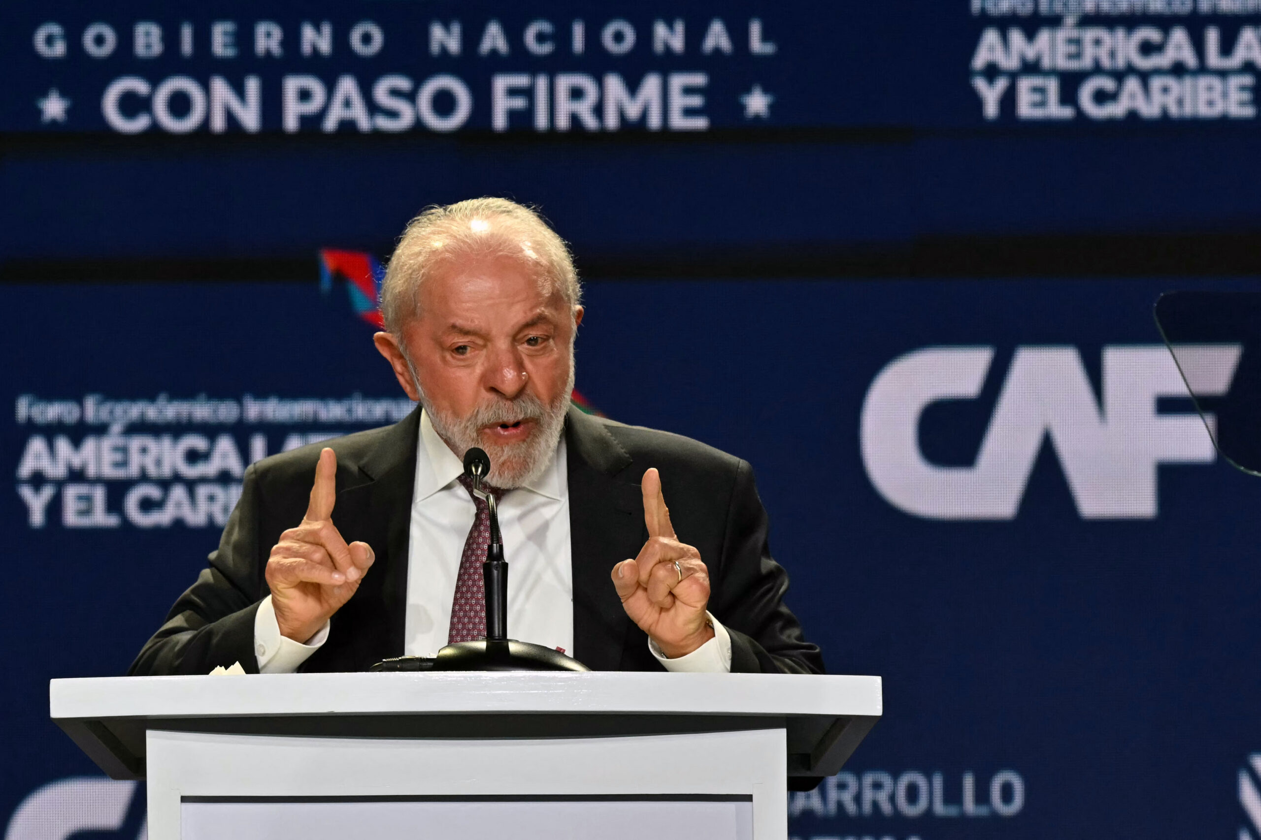 Lula celebrou os resultados econômicos do Brasil durante o seu mandato e os “esforços” para promover a integração regional