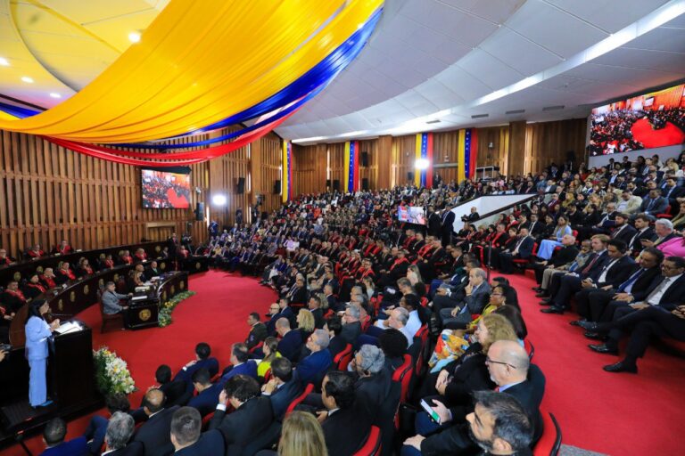 Venezuela lança Lei de Anistia Geral e tranforma prisão em centro cultural