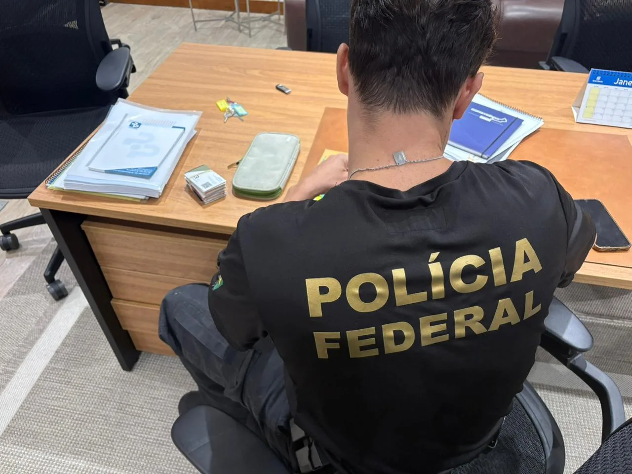 Polícia Federal realiza operação contra alta cúpula do RioPrevidência nesta sexta-feira (23) na zona sul do Rio