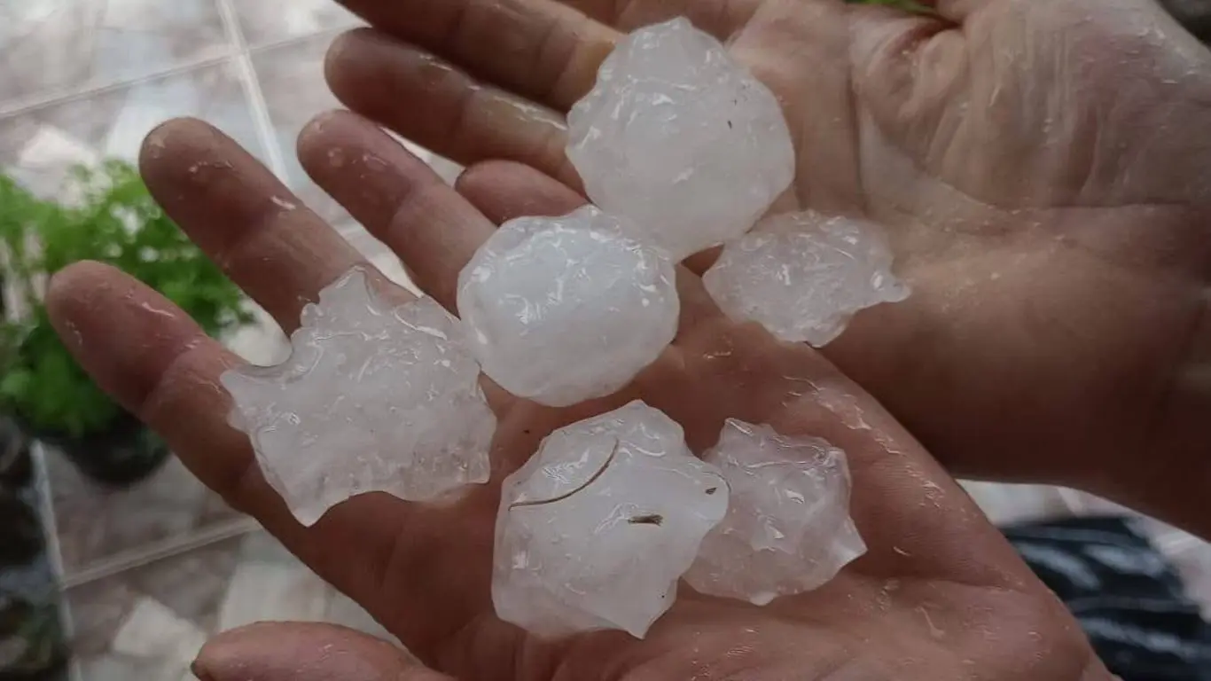 Granizo registrado em Venancio Aires (RS)