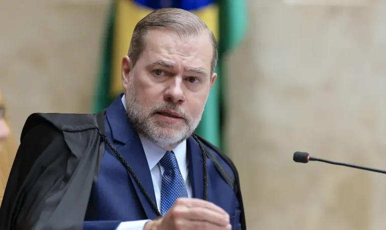 'Esquerda não pode ter medo de criticar o STF', diz criminalista sobre Toffoli no caso Master