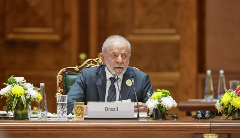 Brasil acerta na cautela, mas enfrentará pressão dos EUA nas eleições, afirma analista política