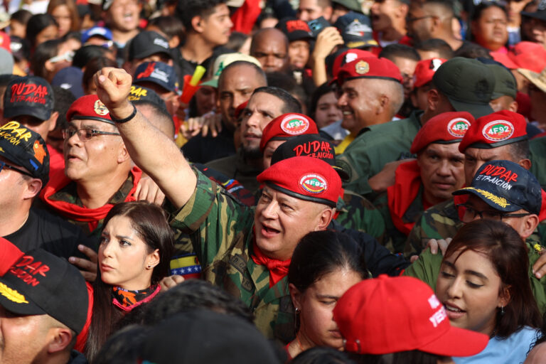 'Somos os únicos capazes de garantir a paz', afirma Diosdado Cabello em ato na Venezuela