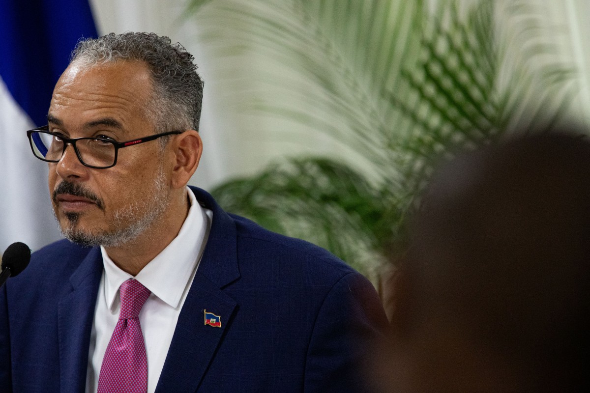 Alix Didier Fils-Aimé considerado representante das elites e de estrangeiros no Haiti