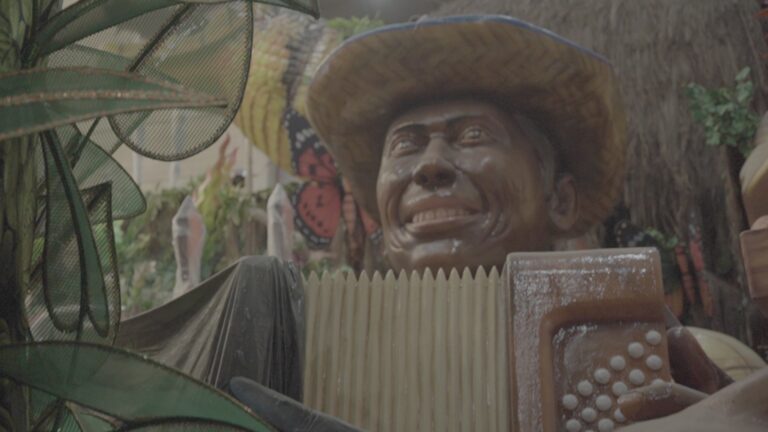 ‘MST na Avenida’: Acadêmicos do Tatuapé leva luta pela terra e agroecologia ao Carnaval de SP
