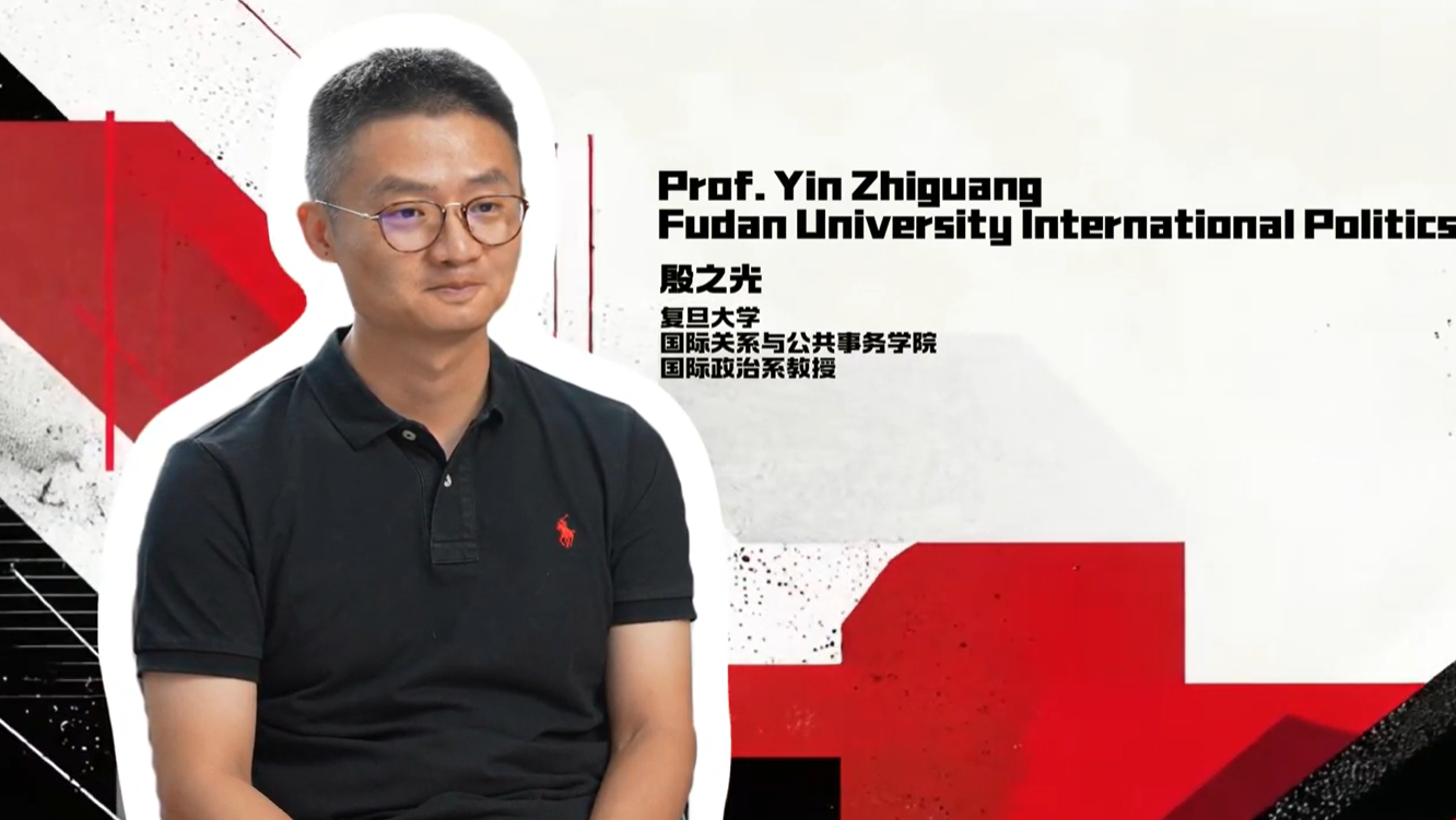 O professor Yin Zhiguang, da Universidade Fudan
