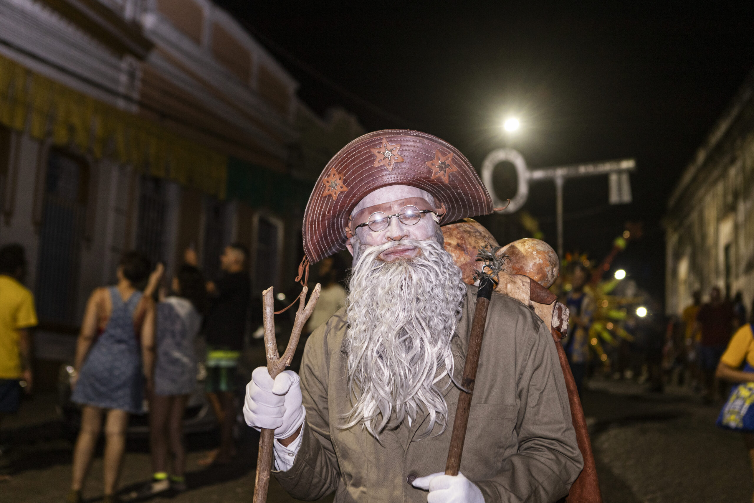 O misterioso Velho Cariri abre as alas do carnaval olindense