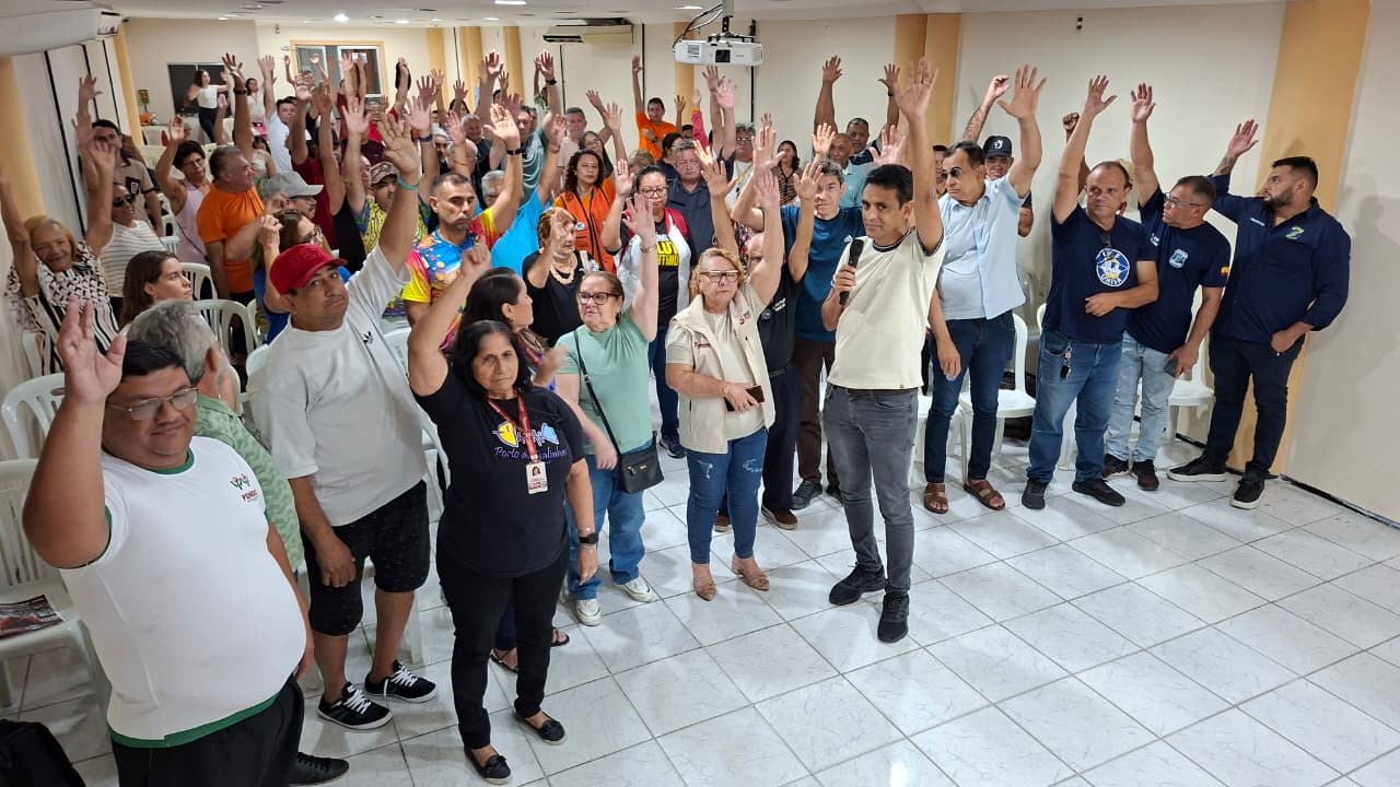 Em assembleia geral realizada na sede do Sindifort, nesta quarta-feira (11), servidores municipais aprovaram a proposta da prefeitura de Fortaleza sobre o reajuste salarial.