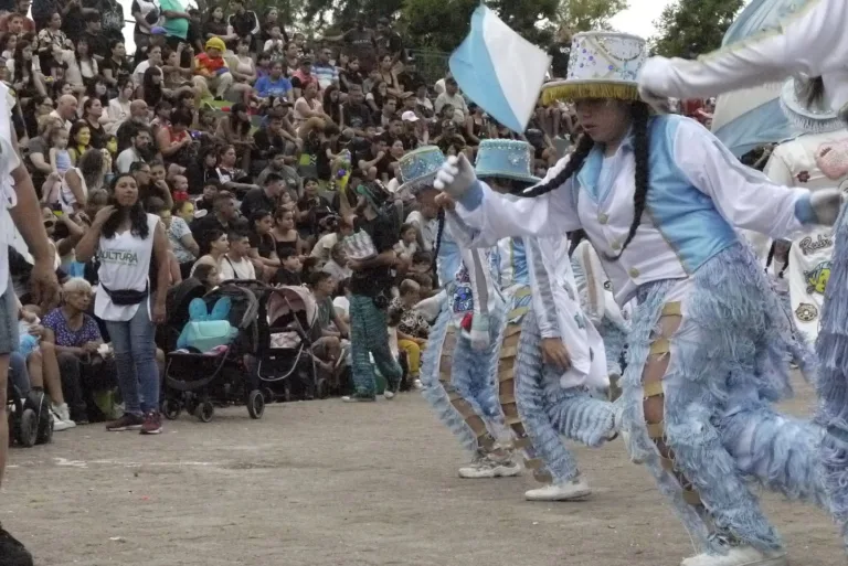 Coisas de carnaval: as murgas dos bairros na Argentina