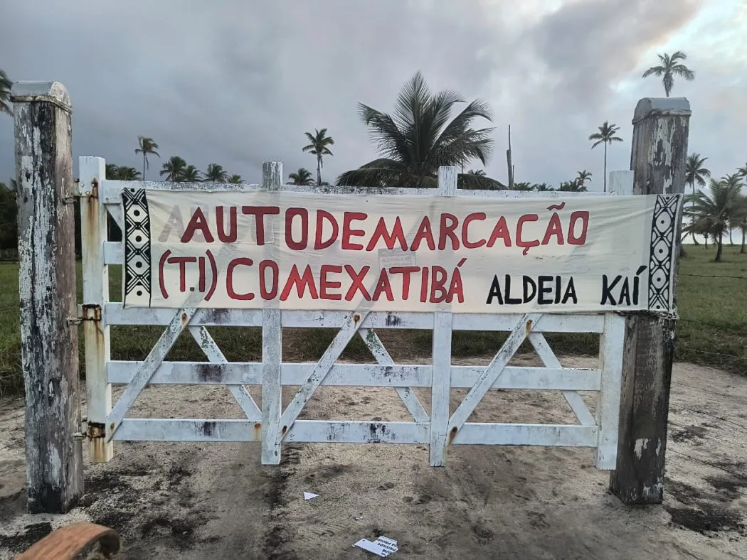 Entrada de uma das áreas retomadas da Terra Indígena Comexatibá