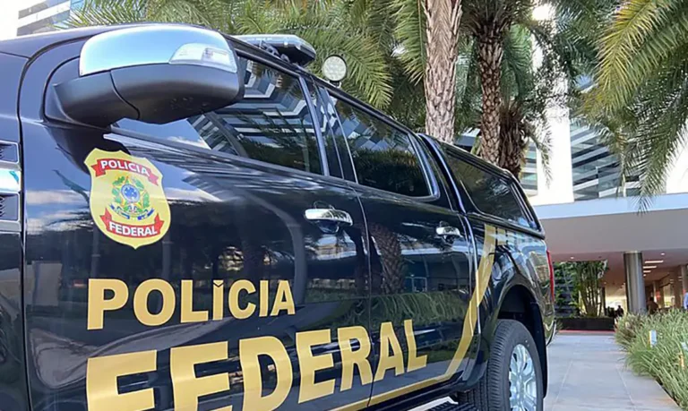 Operação da PF apura vazamento de dados da Receita de ministros do STF e parentes