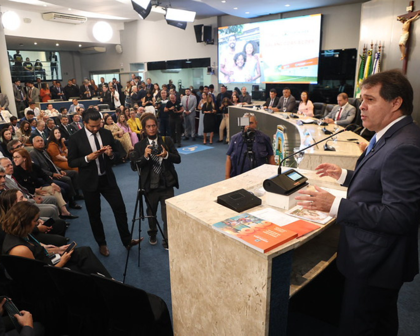 foto na camara de vereadores