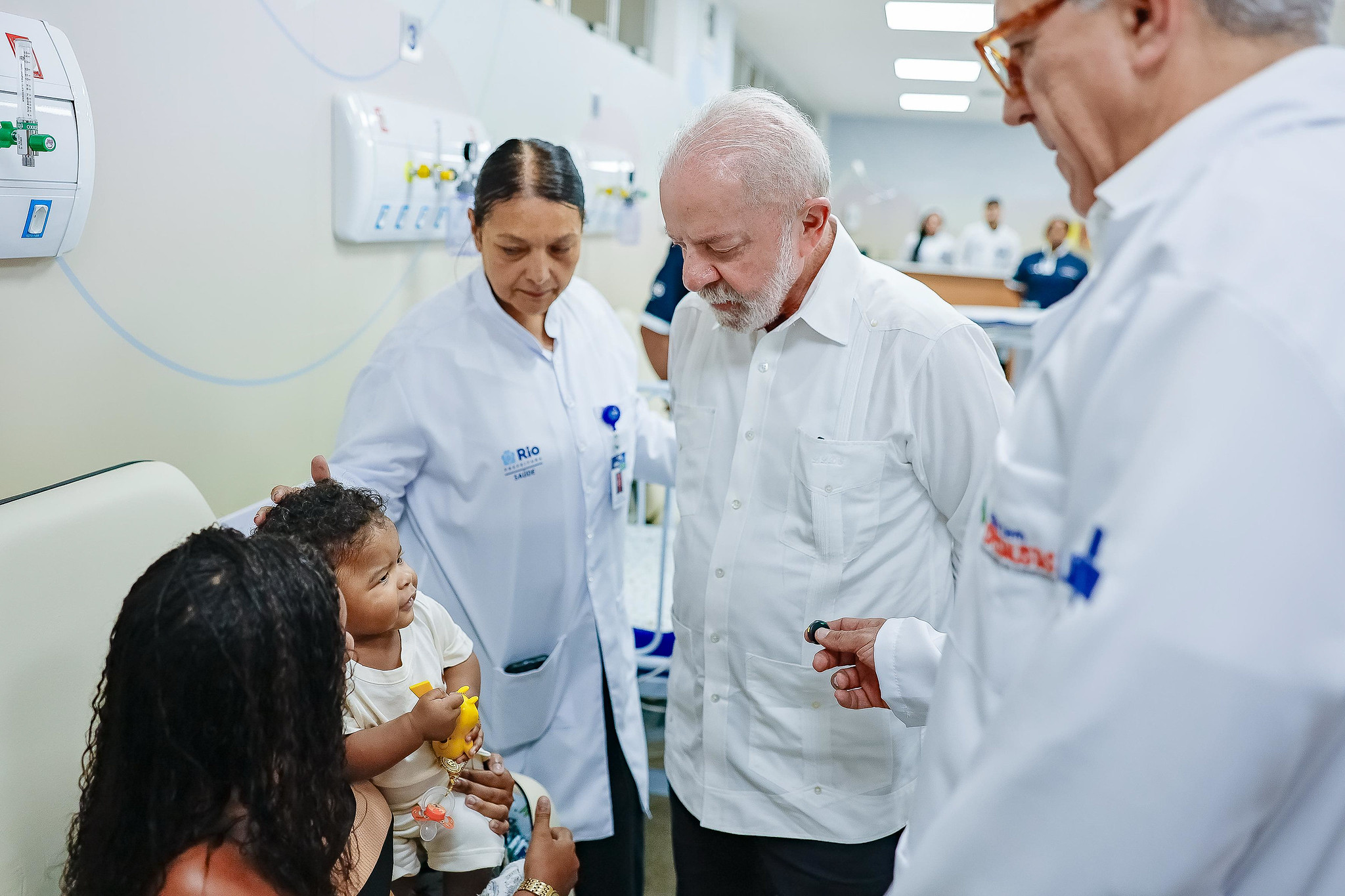 Lula participa de inaguração de hospital federal ao lado do prefeito do Rio, Eduardo Paes e do ministro da Saúde, Alexandre Padilha