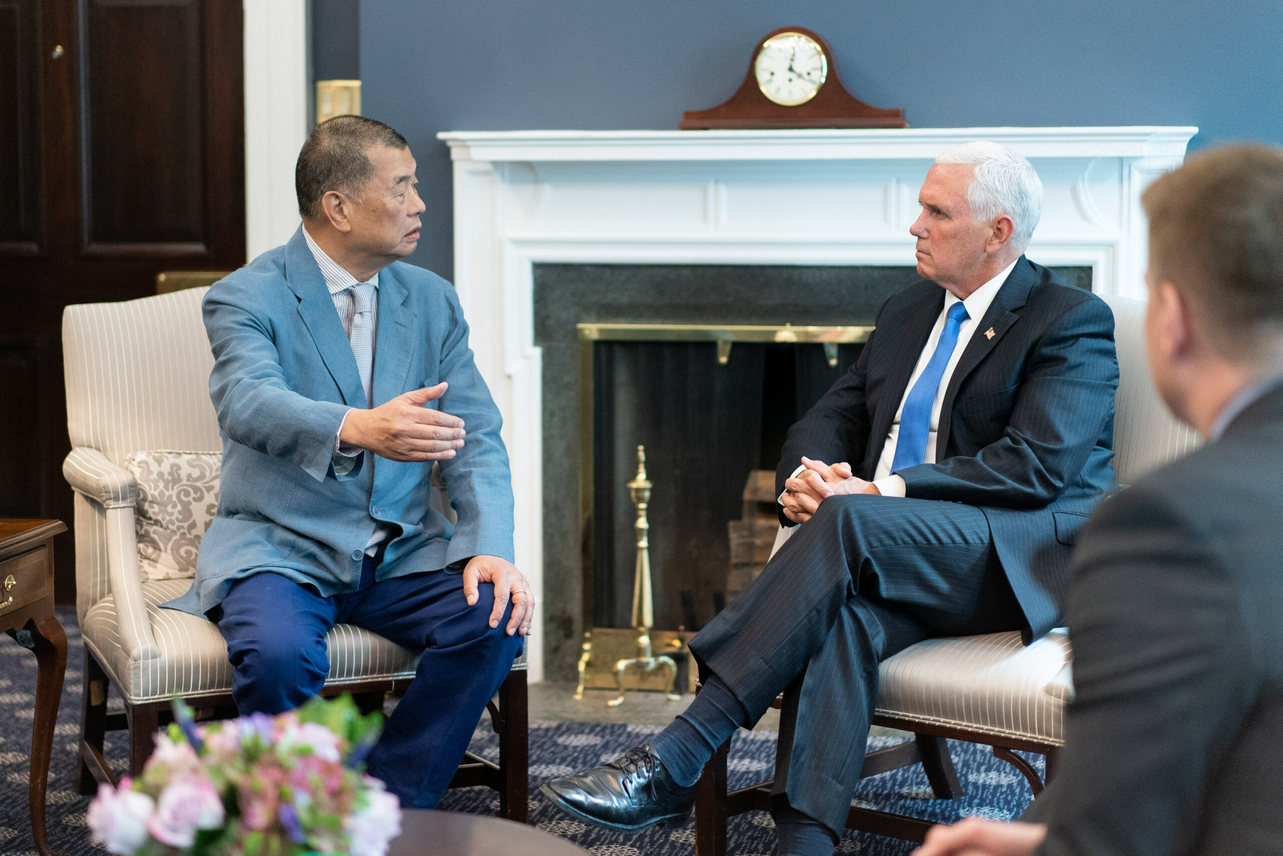 Jimmy Lai com o vice-presidente dos EUA, Mike Pence, na Casa Branca, 8 de julho de 2019.