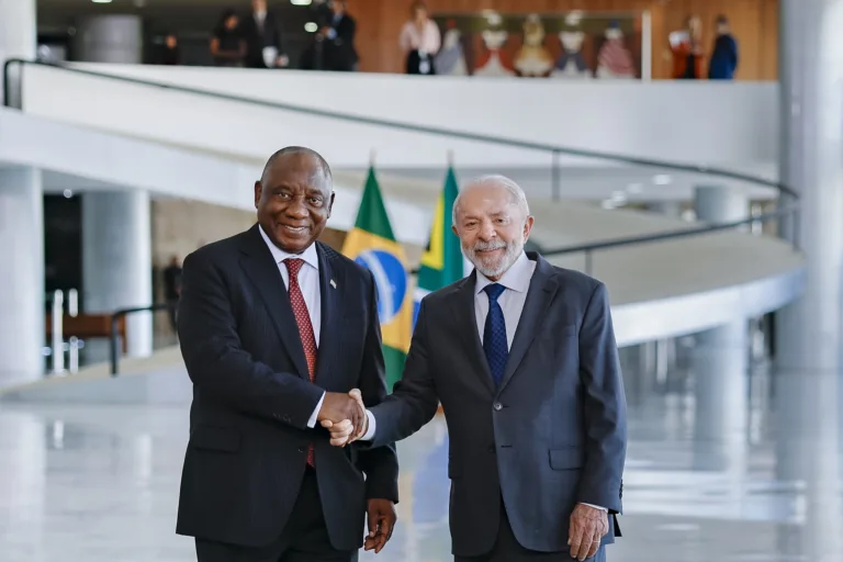 Lula e Ramaphosa defendem fim das guerras e maior cooperação entre Brasil e África do Sul