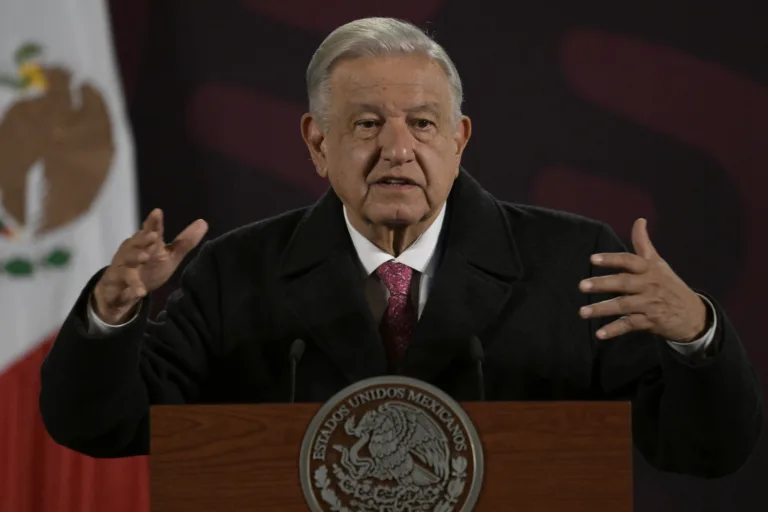 Ex-presidente do México López Obrador defende Cuba e faz campanha de doação para ilha