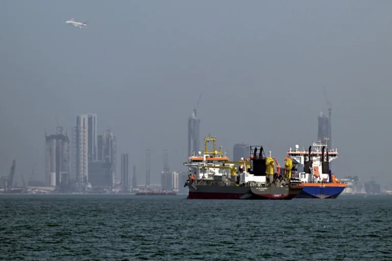 12º dia de guerra: Israel ataca Líbano e retaliação iraniana foca em alvos econômicos